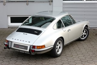 Porsche 911 S Coupé 2,4 Ltr. Ölklappen-Modell - photo 6