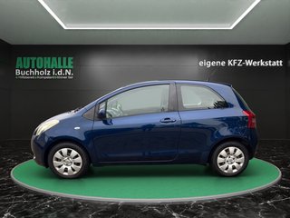 Toyota Yaris Sol~KLIMA~NAVI~ALLWETTERREIFEN~el. FH~el. Asp~Bluetth.~INSP. NEU BATTERIE NEU+TÜV bis 08.2026 - bilder 3