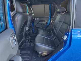 Jeep Gladiator Farout Final Edition 4WD~LED~XENON~NAVI~AHK~SOFTTOP~HARDTOP~8 FACHBEREIFT~R-KAMERA~KEYLESS GO~S-HEFT~wenig KM~ 2.HAND~SERVICE~UNFALLFREI~HARDTOP~SOFTTOP - foto 11