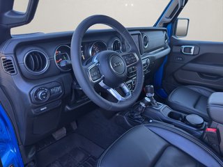 Jeep Gladiator Farout Final Edition 4WD~LED~XENON~NAVI~AHK~SOFTTOP~HARDTOP~8 FACHBEREIFT~R-KAMERA~KEYLESS GO~S-HEFT~wenig KM~ 2.HAND~SERVICE~UNFALLFREI~HARDTOP~SOFTTOP - foto 14