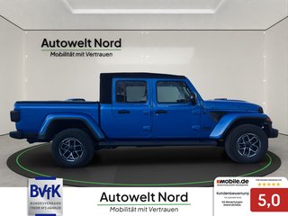 Jeep Gladiator Farout Final Edition 4WD~LED~XENON~NAVI~AHK~SOFTTOP~HARDTOP~8 FACHBEREIFT~R-KAMERA~KEYLESS GO~S-HEFT~wenig KM~ 2.HAND~SERVICE~UNFALLFREI~HARDTOP~SOFTTOP - foto 3