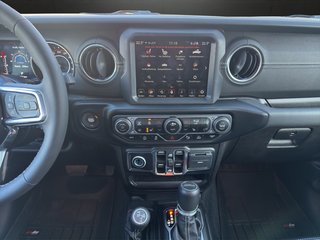 Jeep Gladiator Farout Final Edition 4WD~LED~XENON~NAVI~AHK~SOFTTOP~HARDTOP~8 FACHBEREIFT~R-KAMERA~KEYLESS GO~S-HEFT~wenig KM~ 2.HAND~SERVICE~UNFALLFREI~HARDTOP~SOFTTOP - foto 5