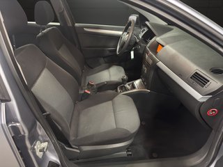 Opel Astra ~ Klimaautomatik~AHK~SERVO~ZV~Tempo~ gute Zustand Edition - bilder 8