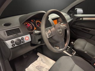 Opel Astra ~ Klimaautomatik~AHK~SERVO~ZV~Tempo~ gute Zustand Edition - bilder 15