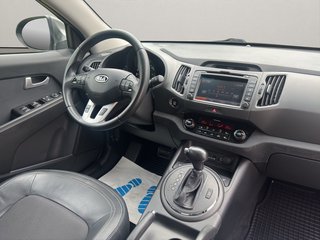 Kia Sportage Spirit 4WD~Automatik~R-KAMERA~AHK~ALU~SHZ~NAVI~XENON~START-STOP~PDC~TÜV NEU absolut TOP SAUBERES Fahrzeug! - bilder 10