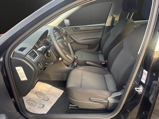 Skoda Rapid Spaceback 1,2 Active~KLIMA~NAVI~SHZ~ALU~el.FH~PDC~erst 45 tkm~SCHECKHEFT Active - bilder 7