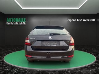 Skoda Rapid Spaceback 1,2 Active~KLIMA~NAVI~SHZ~ALU~el.FH~PDC~erst 45 tkm~SCHECKHEFT Active - bilder 1