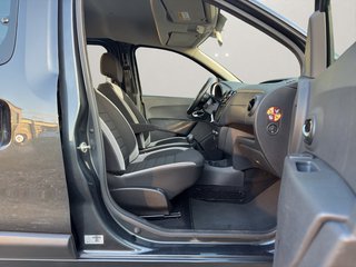 Dacia Dokker Stepway Plus~R-KAMERA~PDC~KLIMA~NAVI~CARPLAY~SHZ~TOUCHCREM~TÜV u. AU NEU sehr sauber u. gepflegt - bilder 8