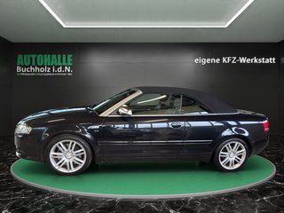 Audi S4 4,2 Quattro~el.Cabriolet Tiptronic~LEDER~XENON~ STH~NAVI~PDC~ALU 18"~STH~SCHECKHEFTGEPFLEGT~ 4.2 quattro - bilder 3