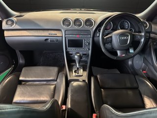 Audi S4 4,2 Quattro~el.Cabriolet Tiptronic~LEDER~XENON~ STH~NAVI~PDC~ALU 18"~STH~SCHECKHEFTGEPFLEGT~ 4.2 quattro - bilder 4