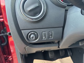 Dacia Dokker Stepway Celebration1.3 TCe~NAVI~CAM~PDC~PDC~NAVI~TEMPO~KLIMA~INS NEU~TÜV NEU~ Sehr sauber und gepflegtes Fahrzeug - foto 16