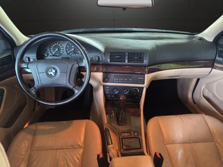 BMW 523i Aut. Edition Exclusive~Automatik~KLIMA~LEDER~ALU~STH~el.FH~Kein Rost~Keine Mängeln~2 Jahre TÜV Neu sehr sauberes Fahrzeug~gut gepflegtes Fahrzeug - bilder 4