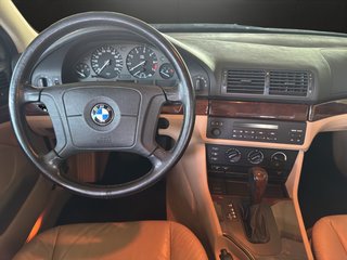 BMW 523i Aut. Edition Exclusive~Automatik~KLIMA~LEDER~ALU~STH~el.FH~Kein Rost~Keine Mängeln~2 Jahre TÜV Neu sehr sauberes Fahrzeug~gut gepflegtes Fahrzeug - bilder 6