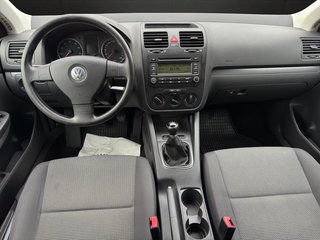 Volkswagen Jetta 1.6 Trendline~KLIMA~ALU~8 fachbereift~Nichtraucher~SCHECKEHFT~el.FH~el.Asp. Trendline - bilder 4