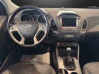 Hyundai ix35~LEDER~NAVI~R-KAMERA~AHK~ALLWETTERREIFEN~STH~PANO~PDC~XENON~ INSP. NEU~TÜV NEU Comfort 2WD - bilder 6