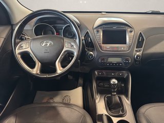 Hyundai ix35~LEDER~NAVI~R-KAMERA~AHK~ALLWETTERREIFEN~STH~PANO~PDC~XENON~ INSP. NEU~TÜV NEU Comfort 2WD - foto 6