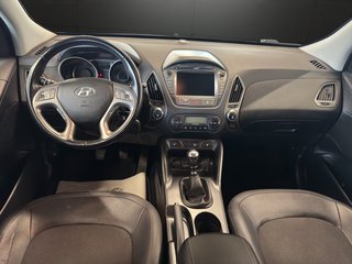 Hyundai ix35~LEDER~NAVI~R-KAMERA~AHK~ALLWETTERREIFEN~STH~PANO~PDC~XENON~ INSP. NEU~TÜV NEU Comfort 2WD - bilder 4