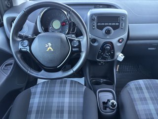 Peugeot 108 Active~Automatik~VTi~Euro 6~Servo~ZV~S-Heft~Allwetterreifen~Klima~ Ein sehr gepflegtes Fahrzeug - bilder 5