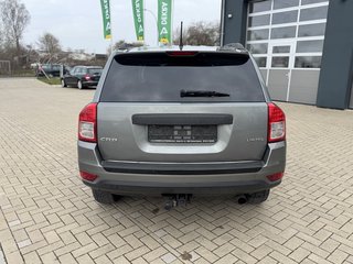 Jeep Compass Limited 4x4~Navi~KLIMAAUT.~ALUS~WINTR.~SHZ~6 gang~STANDHEIZUNG~TEMPO~ Das Fahrzeug wird bevorzugt an Wiederverkäufer / Auslandverkauf / Bastler / Export.! - bilder 2