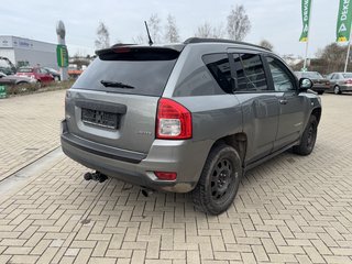 Jeep Compass Limited 4x4~Navi~KLIMAAUT.~ALUS~WINTR.~SHZ~6 gang~STANDHEIZUNG~TEMPO~ Das Fahrzeug wird bevorzugt an Wiederverkäufer / Auslandverkauf / Bastler / Export.! - bilder 1