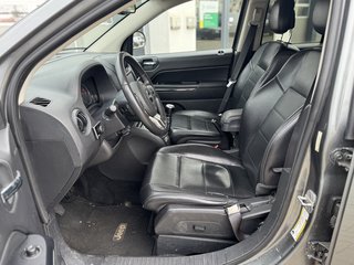 Jeep Compass Limited 4x4~Navi~KLIMAAUT.~ALUS~WINTR.~SHZ~6 gang~STANDHEIZUNG~TEMPO~ Das Fahrzeug wird bevorzugt an Wiederverkäufer / Auslandverkauf / Bastler / Export.! - bilder 11