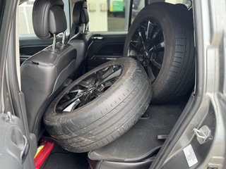 Jeep Compass Limited 4x4~Navi~KLIMAAUT.~ALUS~WINTR.~SHZ~6 gang~STANDHEIZUNG~TEMPO~ Das Fahrzeug wird bevorzugt an Wiederverkäufer / Auslandverkauf / Bastler / Export.! - bilder 13