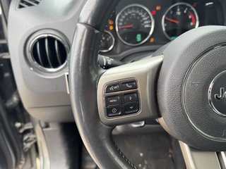 Jeep Compass Limited 4x4~Navi~KLIMAAUT.~ALUS~WINTR.~SHZ~6 gang~STANDHEIZUNG~TEMPO~ Das Fahrzeug wird bevorzugt an Wiederverkäufer / Auslandverkauf / Bastler / Export.! - bilder 23