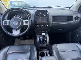 Jeep Compass Limited 4x4~Navi~KLIMAAUT.~ALUS~WINTR.~SHZ~6 gang~TÜV bis 08/26~STANDHEIZUNG~TEMPO~ Das Fahrzeug wird bevorzugt an Wiederverkäufer / Auslandverkauf / Bastler / Export.! - bilder 5