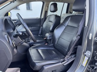 Jeep Compass Limited 4x4~Navi~KLIMAAUT.~ALUS~WINTR.~SHZ~6 gang~TÜV bis 08/26~STANDHEIZUNG~TEMPO~ Das Fahrzeug wird bevorzugt an Wiederverkäufer / Auslandverkauf / Bastler / Export.! - bilder 10