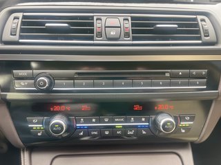 BMW M5 Competition~HUD~LEDER~STH u. STB~KEYLES GO~360 CAM~LUFTFAHRWERK~ VOLLAUSSTATUNG~KEMARIK~NAVI~STh.+ STH-BELÜFTUNG~absolut 1 A Zustand - bilder 24