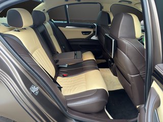 BMW M5 Competition~LED~HUD~MASSAGE-SITZE~ALCANTARA DACHHIMMEL~LEDER~SSD~SZH/SZB~orig.M5 ALU~KEYLES GO~ VOLLAUSSTATUNG~KEMARIK~NAVI~STh.+ STH-BELÜFTUNG~absolut 1 A Zustand - foto 10