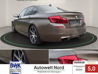 BMW M5 Competition~LED~HUD~MASSAGE-SITZE~ALCANTARA DACHHIMMEL~LEDER~SSD~SZH/SZB~orig.M5 ALU~KEYLES GO~ VOLLAUSSTATUNG~KEMARIK~NAVI~STh.+ STH-BELÜFTUNG~absolut 1 A Zustand - foto 2