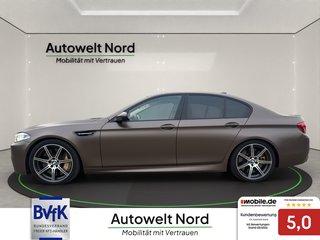 BMW M5 Competition~LED~HUD~MASSAGE-SITZE~ALCANTARA DACHHIMMEL~LEDER~SSD~SZH/SZB~orig.M5 ALU~KEYLES GO~ VOLLAUSSTATUNG~KEMARIK~NAVI~STh.+ STH-BELÜFTUNG~absolut 1 A Zustand - foto 3
