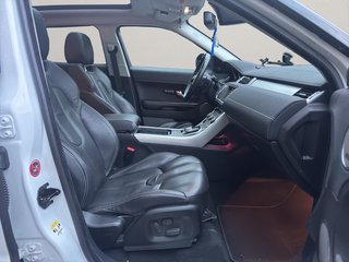 Land Rover Range Rover Evoque Pure~Bi-XENON KLIMAAUTOMATIK 20" ALU mit ALLWETTERREIFEN LEDER NAVI PANORAMADACH R-KAMERA SITZHEIZUNG vorne SITZHEIZUNG hinten el. HECKKLAPPE el. FENSTERHEBER el. HECKKLAPPE LENKRAD HEIZUNG SCHECKHEFTGEPFLEGT VOLL Bi-XENON             ... - bilder 11