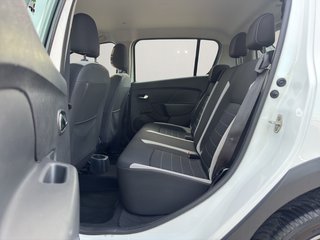 Dacia Sandero II Stepway Essential~NAVI~Freisprechanlage~Elektron. Stabilitäts-Programm (ESP)~lückenlos SCHECKHEFT~TÜV-AU NEU  Essential - bilder 11