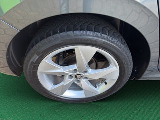 Skoda Scala Ambition~LED vorne+ LED hinte~R-KAMERA~ACC+TEMPO~6 gang~orignal ALU~CAR PLAY~ALLWETTERREIFEN~SHT~KLIMAAUTOMATIK~ALU~ UNFALLFREI / LACKIERUNGSFREI / org. ALUS / NICHT RAUHCER - bilder 13