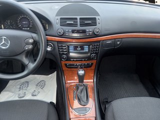 Mercedes-Benz E 200 Kompressor~Automatik~Klimaautomatik~SSD~PDC~ESP~ABS~XENON~STH~EURO 4~TÜV NEU~INSPETION NEU Scheckheft gepflegt~Automatik~STH~PDC - bilder 6