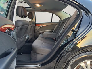 Mercedes-Benz E 200 Kompressor~Automatik~Klimaautomatik~SSD~PDC~ESP~ABS~XENON~STH~EURO 4~TÜV NEU~INSPETION NEU Scheckheft gepflegt~Automatik~STH~PDC - foto 11
