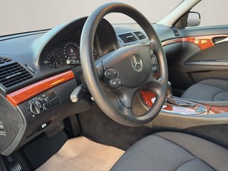 Mercedes-Benz E 200 Kompressor~Automatik~Klimaautomatik~SSD~PDC~ESP~ABS~XENON~STH~EURO 4~TÜV NEU~INSPETION NEU Scheckheft gepflegt~Automatik~STH~PDC - foto 15