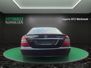 Mercedes-Benz E 200 Kompressor~Automatik~Klimaautomatik~SSD~PDC~ESP~ABS~XENON~STH~EURO 4~TÜV NEU~INSPETION NEU Scheckheft gepflegt~Automatik~STH~PDC - bilder 1