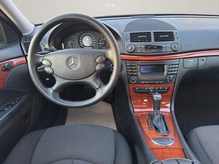 Mercedes-Benz E 200 Kompressor~Automatik~Klimaautomatik~SSD~PDC~ESP~ABS~XENON~STH~EURO 4~TÜV NEU~INSPETION NEU Scheckheft gepflegt~Automatik~STH~PDC - foto 5