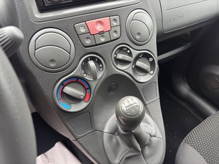 Fiat Panda 1.1 8V Active~SERVO~4 Türig~ALLWETTERREIFEN~wenig km~INSp.NEU+ TÜV NEU - bilder 16