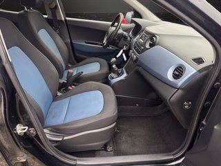 Hyundai i10 FIFA World Cup Edition~H-LENDKRAD-KLIMa~ALU~SHT~PDC~el.FH~TÜV NEU~INSPEKTION NEU - bilder 8