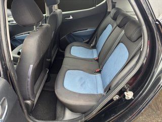 Hyundai i10 FIFA World Cup Edition~H-LENDKRAD-KLIMa~ALU~SHT~PDC~el.FH~TÜV NEU~INSPEKTION NEU - bilder 11