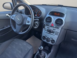 Opel Corsa D Satellite - bilder 9