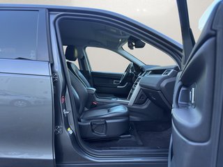 Land Rover Discovery Sport S~2,0D~AWD~AUTOMATIK~KLIMAAUT.~XENON~ALU~LEDER~PDC~R-CAM~SHZ~SPURASIST~AHK~ 2,0 Diesel / Scheckheft/Automatik/4x4/Klimaauto./AHK/Leder/R-Cam/SHZ - bilder 8