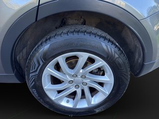 Land Rover Discovery Sport S~2,0D~AWD~AUTOMATIK~KLIMAAUT.~XENON~ALU~LEDER~PDC~R-CAM~SHZ~SPURASIST~AHK~ 2,0 Diesel / Scheckheft/Automatik/4x4/Klimaauto./AHK/Leder/R-Cam/SHZ - bilder 14