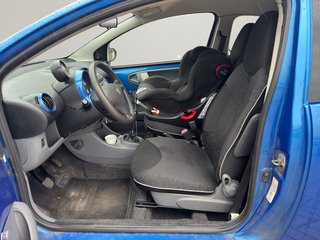 Peugeot 107 Petit Filou~5 gang~TÜV und AU bis 31.06.2026~Servo ~ Alu ~ AHK ~ Radio CD Palyer - foto 6