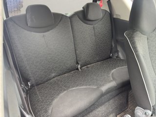 Peugeot 107 Petit Filou~5 gang~TÜV und AU bis 31.06.2026~Servo ~ Alu ~ AHK ~ Radio CD Palyer - foto 12