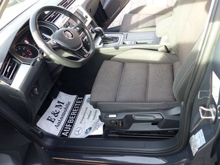 Volkswagen Passat Variant Automatik*R-Line Sport-Paket* - bilder 1